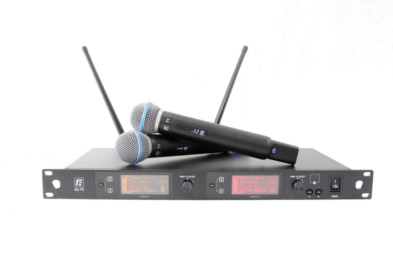 RFIntell QL7R/T1-A 651,800-683,400 МГц 2-канальная радиосистема с 2-мя ручными микрофонами в Бердске