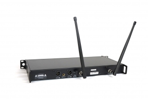 RFIntell QL7R/T1-B 720,500-754,000 МГц 2-канальная радиосистема с 2-мя ручными микрофонами в Бердске
